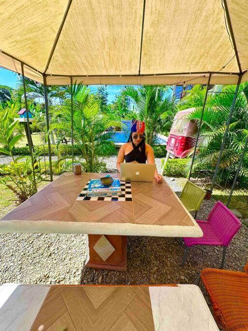 Oso Perezoso Pool Villa Puerto Viejo de Talamanca 外观 照片