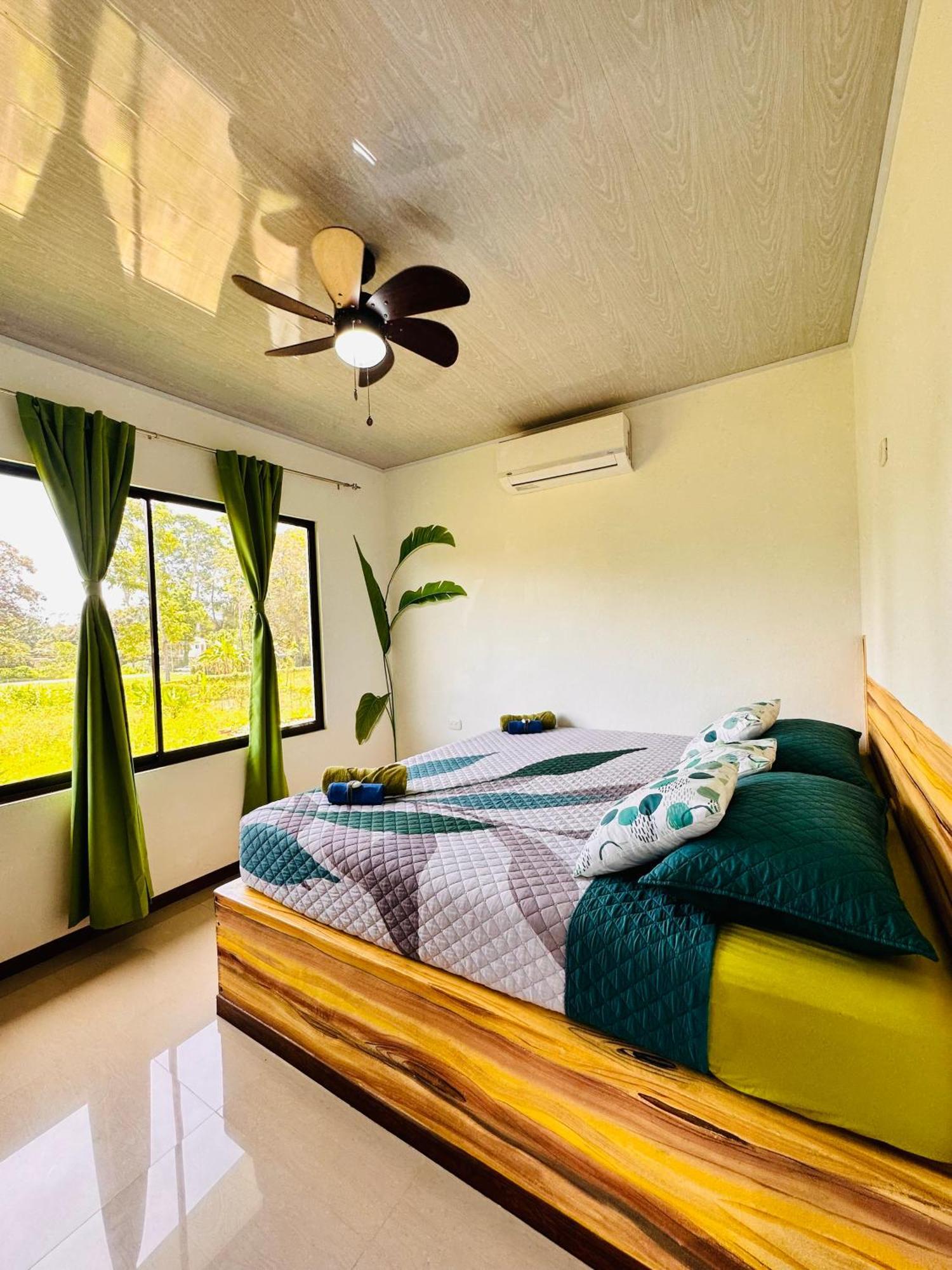 Oso Perezoso Pool Villa Puerto Viejo de Talamanca 外观 照片
