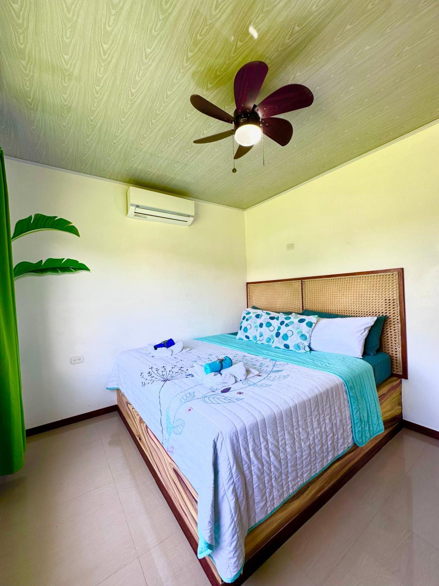 Oso Perezoso Pool Villa Puerto Viejo de Talamanca 外观 照片